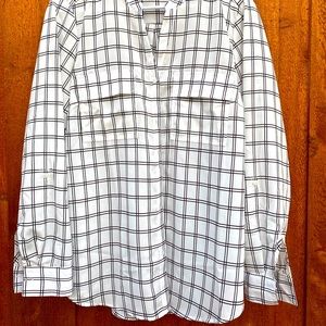 Jones New York Botton Down Shirt
